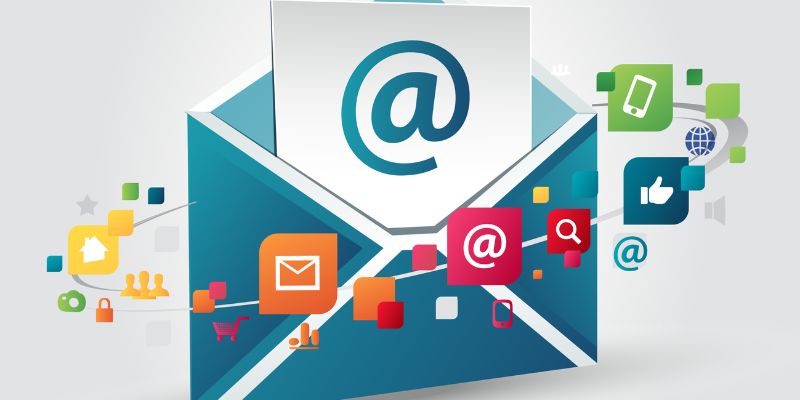 Thời gian phản hồi qua email tương đối nhanh chóng